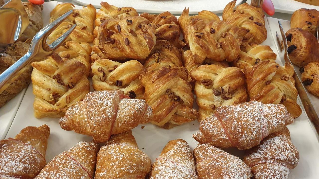 Hotel Gabbiano كاتوليكا المظهر الخارجي الصورة